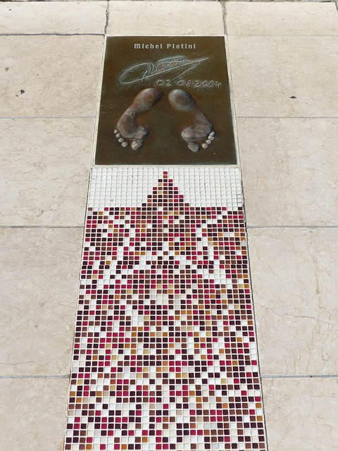 上占据主动 上占据主动